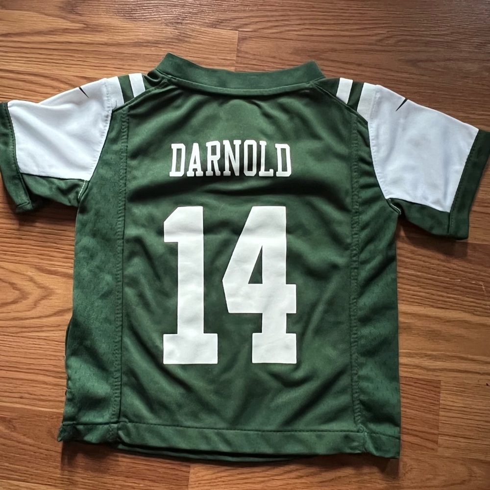 New York Jets Sam Darnold Jersey - Picture 4 of 7